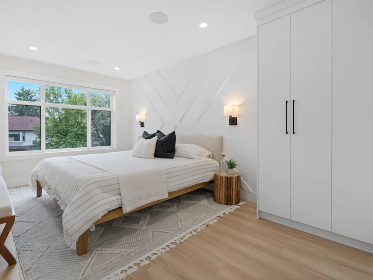 2371 Adanac Street, Vancouver, BC, V5L 2E9 - 14