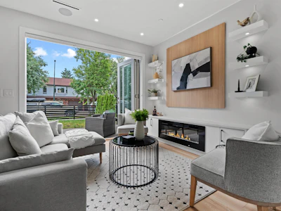2371 Adanac Street - 5