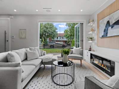 2371 Adanac Street - 4