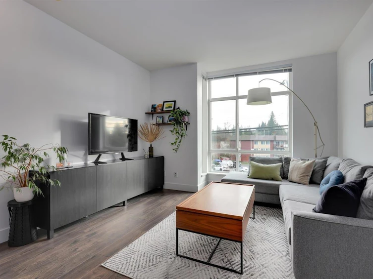 5-909 Clarke Road, Port Moody, BC, V3H 1L6