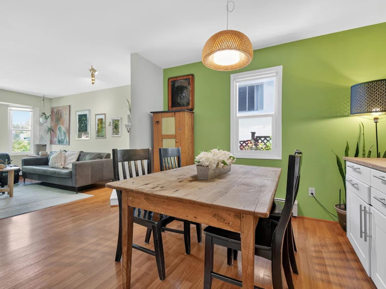 2128 Adanac Street, Vancouver, BC, V5L 2E7 - 8
