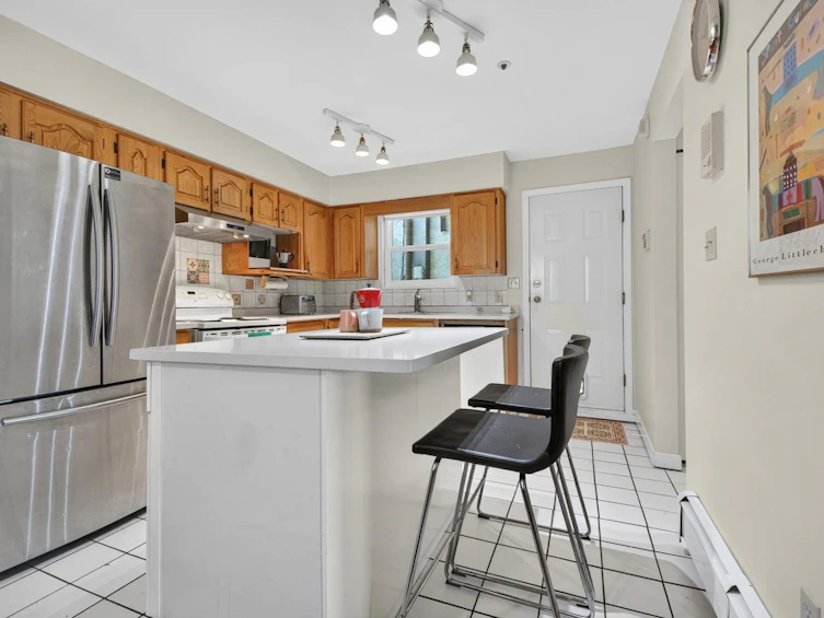 2128 Adanac Street, Vancouver, BC, V5L 2E7 - 11
