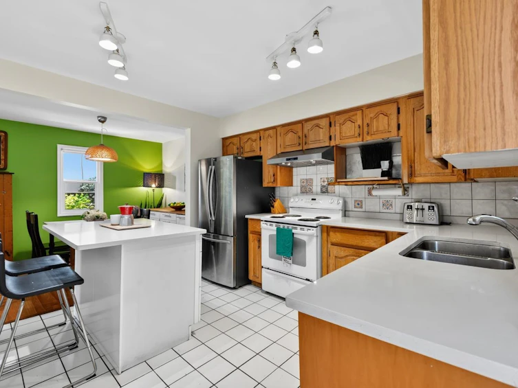 2128 Adanac Street, Vancouver, BC, V5L 2E7 - 14