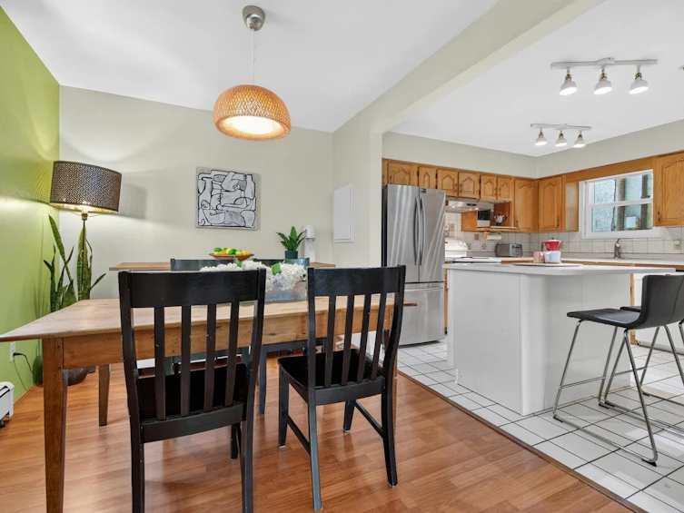 2128 Adanac Street, Vancouver, BC, V5L 2E7 - 10