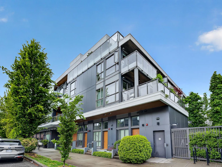308-209 E 20 Avenue, Vancouver, BC, V5V 1M2 - 2