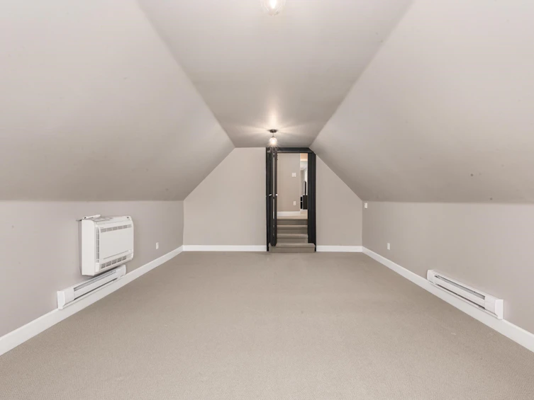 22131 Sharpe Avenue, Richmond, BC, V6V 3C5 - 24