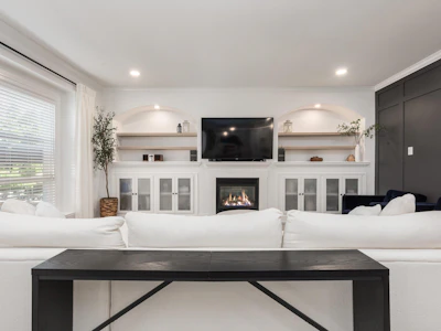22131 Sharpe Avenue - 4