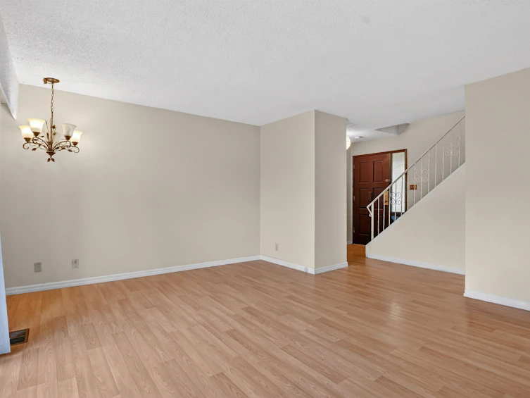 7290 11th Avenue, Burnaby, BC, V3N 2M8 - 16