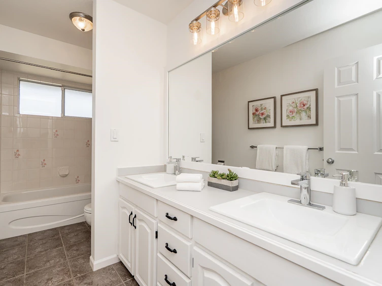2653 Klassen Court, Port Coquitlam, BC, V3C 5Y8 - 23