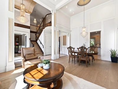 10388 Swinton Crescent - 5