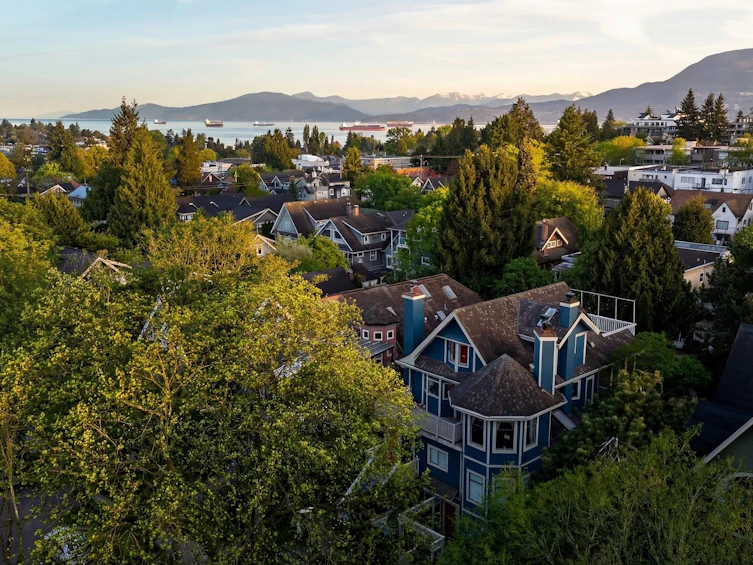 2427 W 6th Avenue, Vancouver, BC, V6K 1W2 - 24