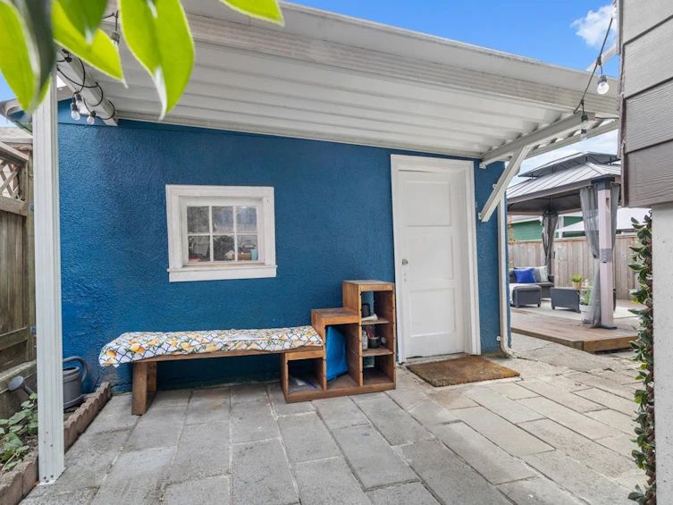 2036 E Broadway, Vancouver, BC, V5N 1W7 - 27