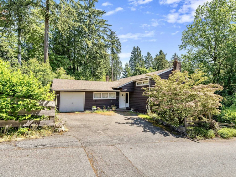 4704 Dogwood Lane, West Vancouver, BC, V7W 1J1 - 7