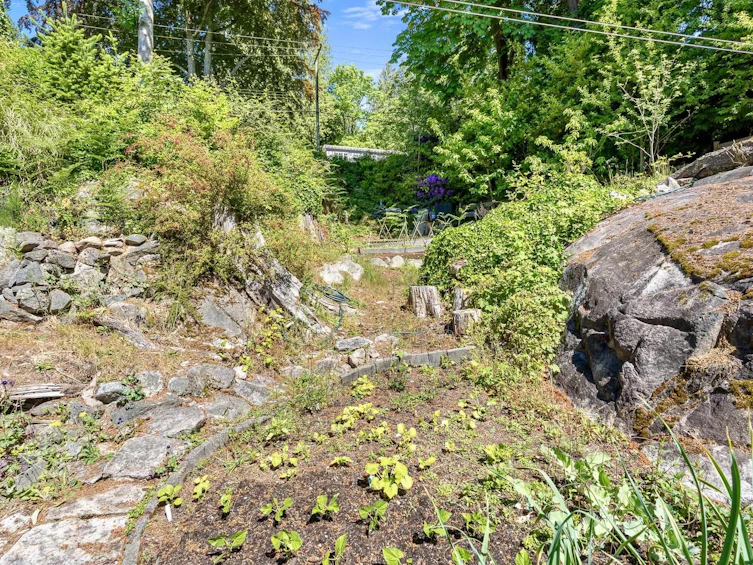4704 Dogwood Lane, West Vancouver, BC, V7W 1J1 - 17