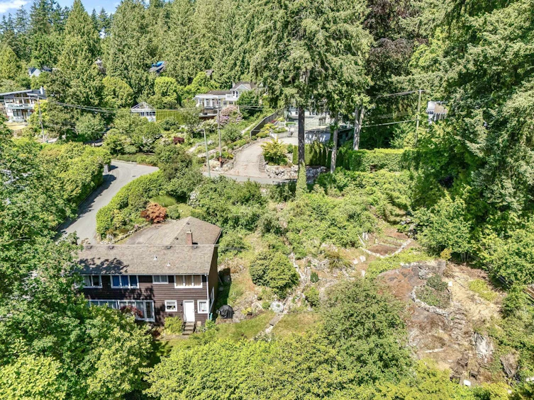 4704 Dogwood Lane, West Vancouver, BC, V7W 1J1 - 3