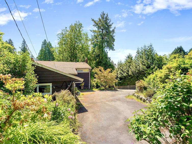 4704 Dogwood Lane, West Vancouver, BC, V7W 1J1 - 11