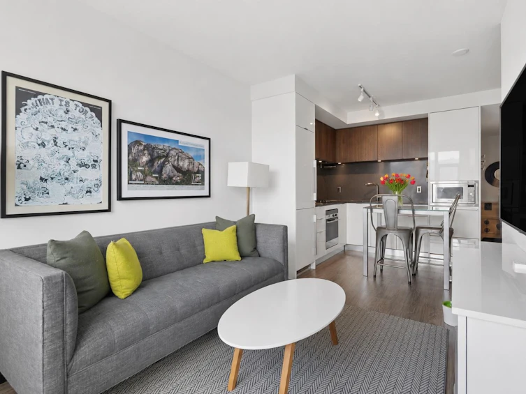 604-209 E 7th Avenue, Vancouver, BC, V5T 0H3 - 2