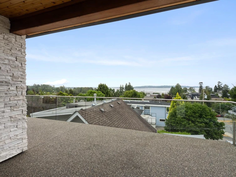 952 Parker Street, Surrey, BC, V3S 8E8 - 14