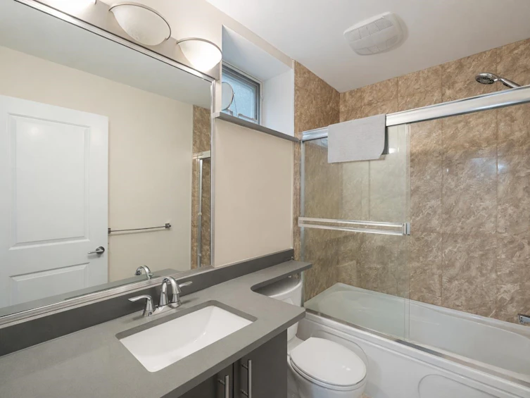 1909 E 64th Avenue, Vancouver, BC, V5P 2M9 - 16