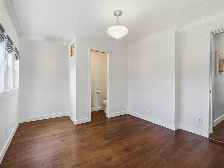 4322 Welwyn Street, Vancouver, BC, V5N 3Z4 - 14