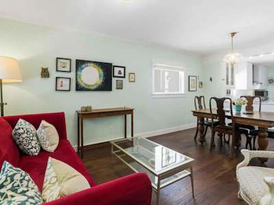 4322 Welwyn Street - 5