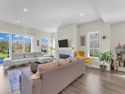 12B-5551 Admiral Way - 5