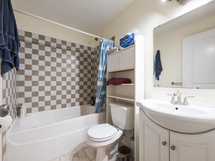 5980 Matsqui Street, Chilliwack, BC, V2R 0G6 - 30