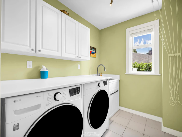 938 Beaumont Drive, North Vancouver, BC, V7R 1P4 - 17