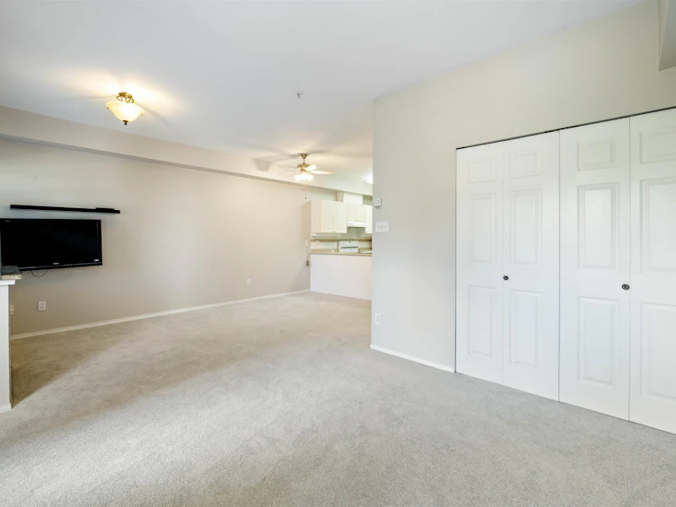 101-1591 Booth Avenue, Coquitlam, BC, V3K 1B7 - 5