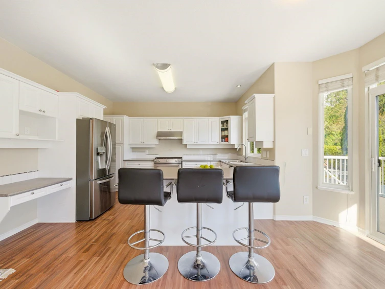 23800 Kanaka Way, Maple Ridge, BC, V2W 1E5 - 3