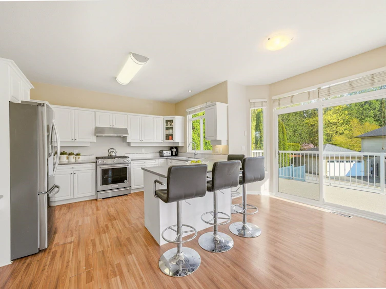 23800 Kanaka Way, Maple Ridge, BC, V2W 1E5 - 4