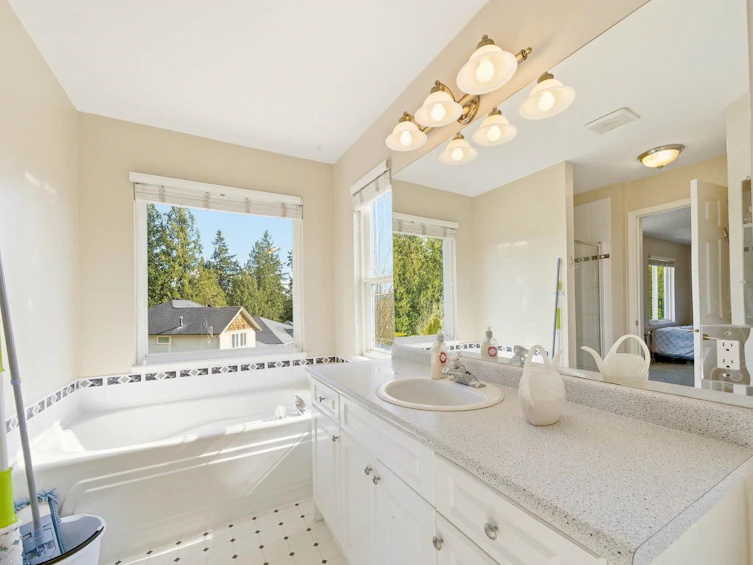 23800 Kanaka Way, Maple Ridge, BC, V2W 1E5 - 16