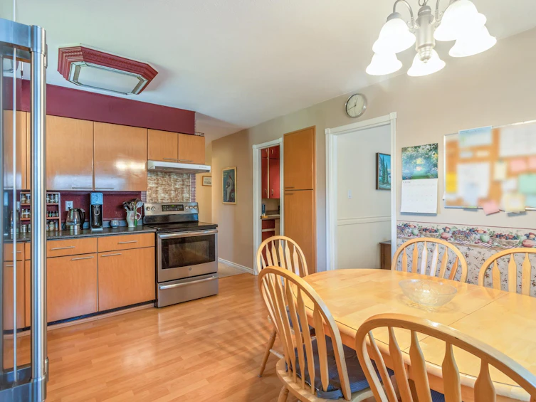 11231 Clipper Court, Richmond, BC, V7E 4M3 - 10