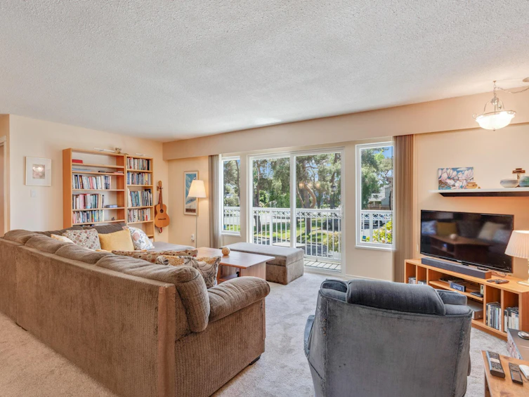 11231 Clipper Court, Richmond, BC, V7E 4M3 - 3