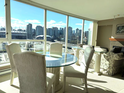 1305-120 Milross Avenue - 3