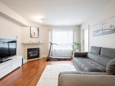 101-15885 84 Avenue - 3