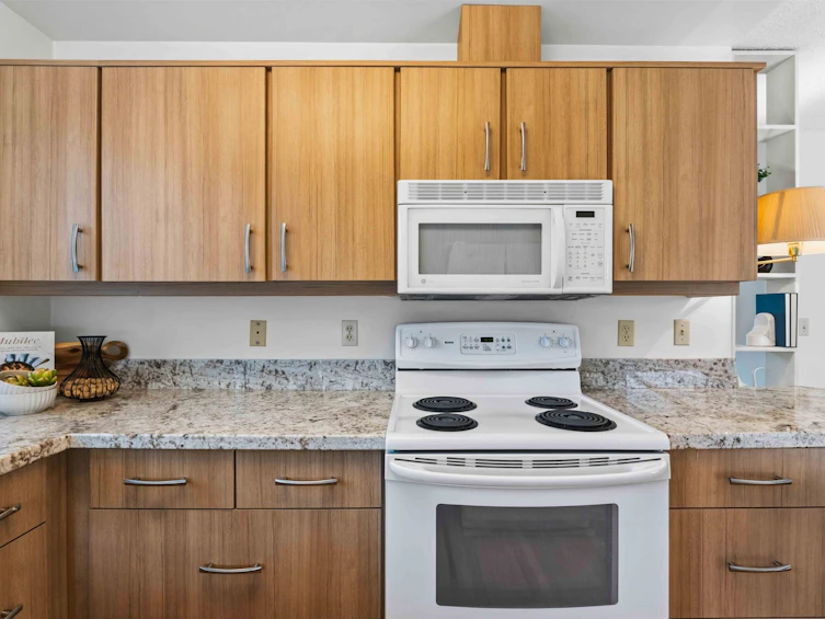 2-14227 18a Avenue, Surrey, BC, V4A 7N8 - 22