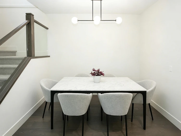 6840 Oak Street, Vancouver, BC, V6P 0K7 - 6