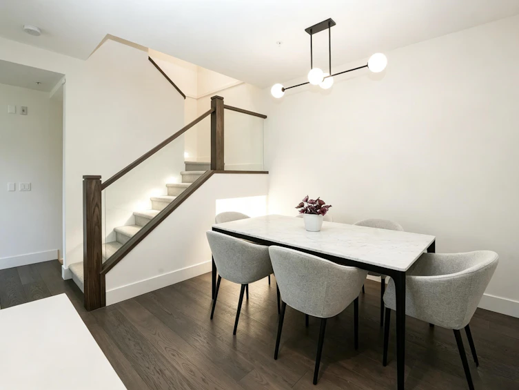6840 Oak Street, Vancouver, BC, V6P 0K7 - 5