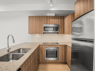 103-13321 102a Avenue - 3