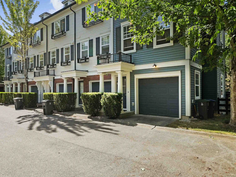 91-18983 72a Avenue, Surrey, BC, V4N 1A5