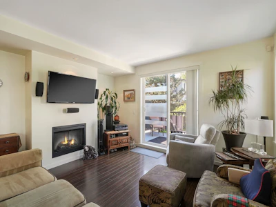 91-18983 72a Avenue - 4