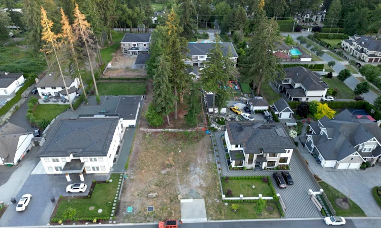 13088 57 Avenue