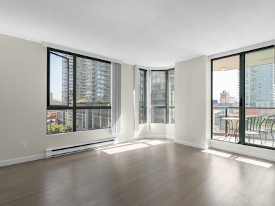 607-55 Tenth Street - 5