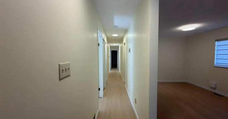 2175 E 54 Avenue, Vancouver, BC, V5P 1Y5 - 17
