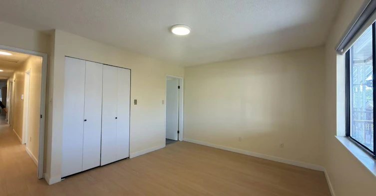 2175 E 54 Avenue, Vancouver, BC, V5P 1Y5 - 13