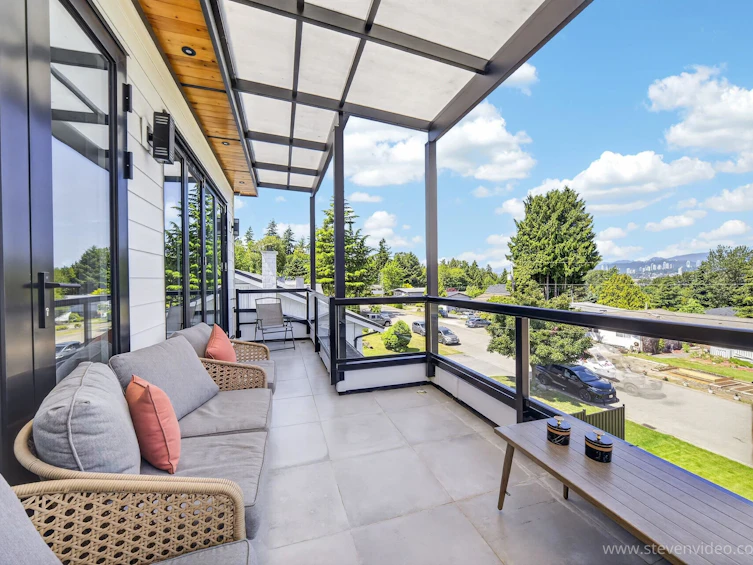 13390 112a Avenue, Surrey, BC, V3R 2G5 - 13