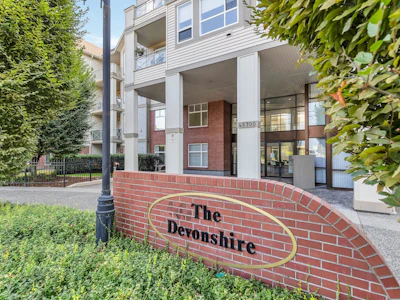 304-45700 Wellington Avenue - 2