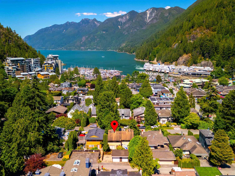 6432 Douglas Street, West Vancouver, BC, V7W 2G2 - 36