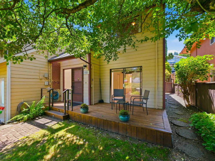 6432 Douglas Street, West Vancouver, BC, V7W 2G2 - 2